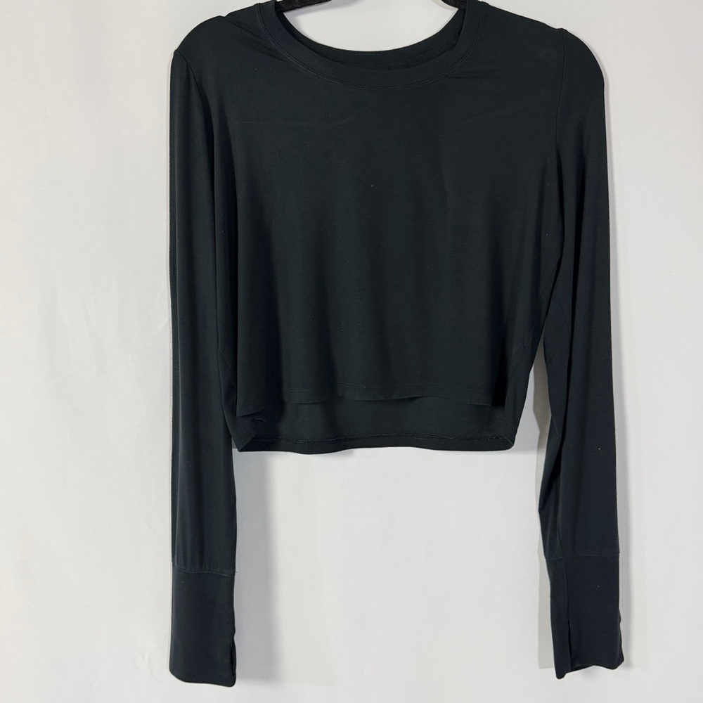 Offline by Aerie Black Cropped Long Sleeve Athletic Top Size Large